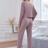 Conjunto de Ropa: Comodidad y Estilo en Uno