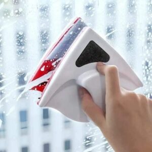 Innovador Limpia Vidrio Triangular Imantado para una limpieza sin esfuerzo