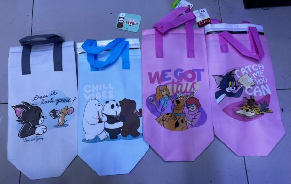 Bolsa Térmica Kawaii: La Solución Perfecta para Mantener la Temperatura de tus Productos