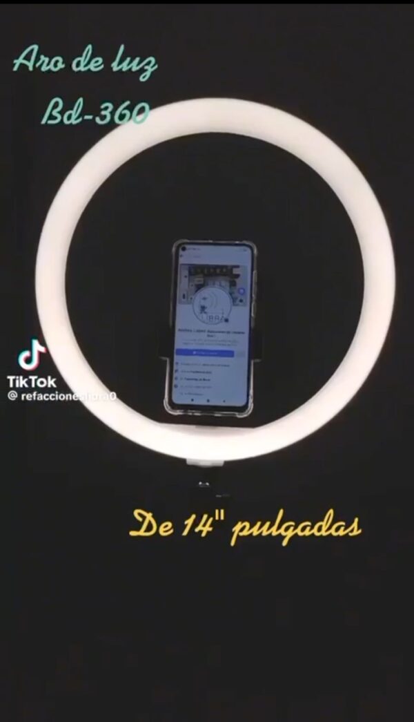 Aro LED Trípode de 120 cm: Ilumina tu Espacio con Luces Blancas